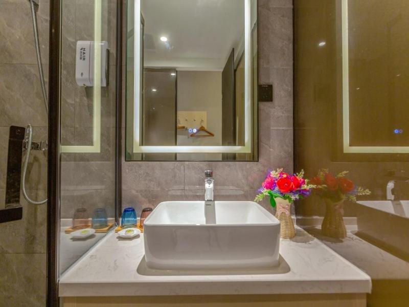 Gya Long-distance Bus Passenger Transport Terminal Hotel Shanghai